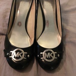 Micheal Kors 2 1/2 inch heels